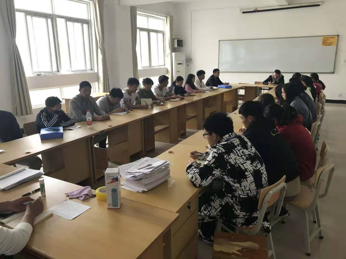 员工会第四次例会.jpg